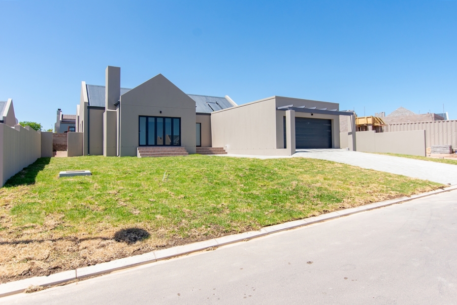 3 Bedroom Property for Sale in Vredenburg Western Cape